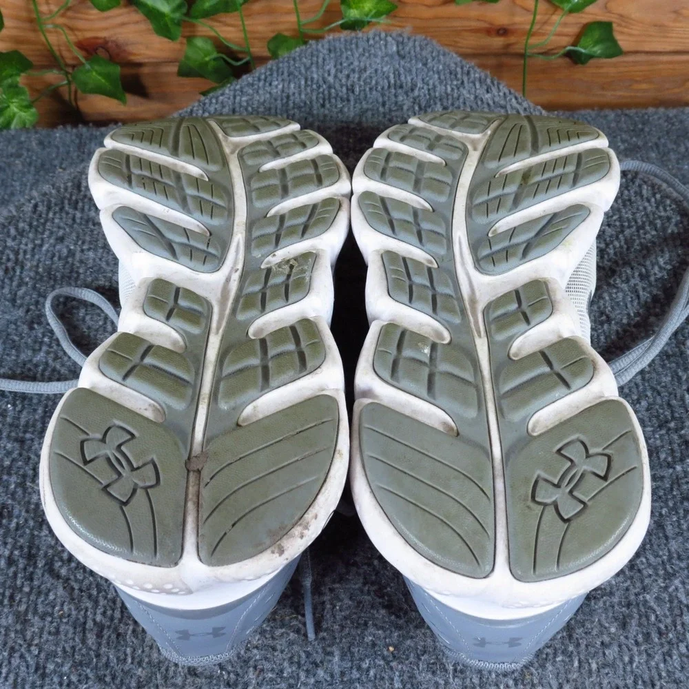 Under Armour Micro G Assert 6 Women Running Shoe 8.5 Athletic White Gray Mesh